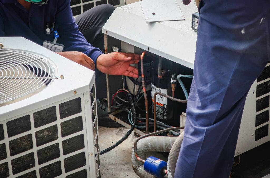 Air Conditioning Repair vs. Replacement: 